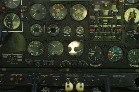 foto gratis flight instruments cockpit gauge vehicle  descargar freeimages