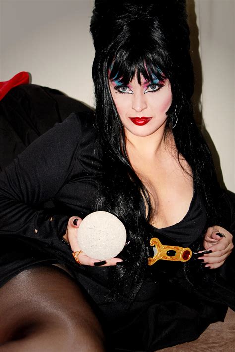 Elvira Mistress Of The Dark By Yunekris On Deviantart
