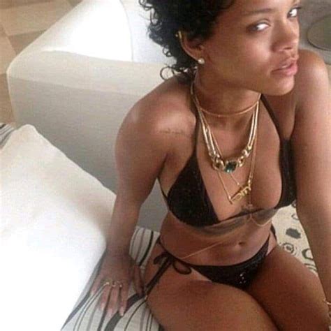 rihanna nude pictures leaked and porn video scandal planet