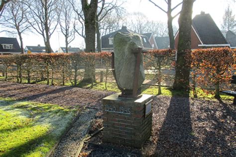 oorlogsmonument harkstede harkstede tracesofwarnl