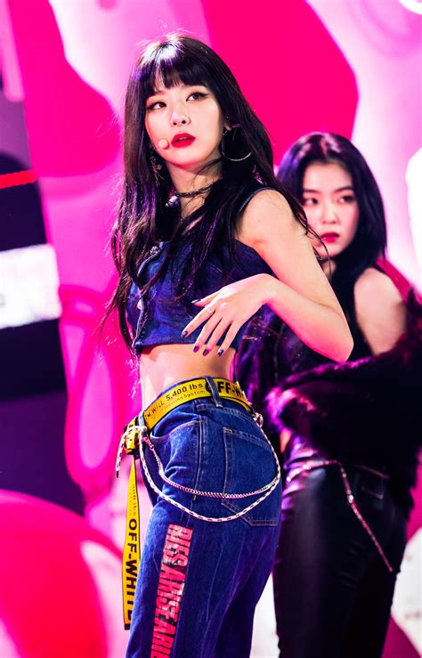 Top 10 Sexiest Stage Outfits Of The Week Koreaboo
