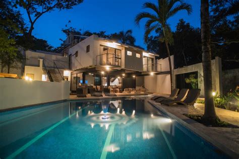 magnificent airbnb rentals  costa rica thelocalvibe