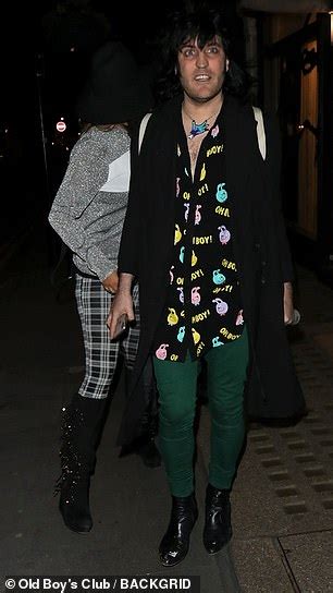 noel fielding and girlfriend lliana bird enjoy date night at poetry event in london daily mail
