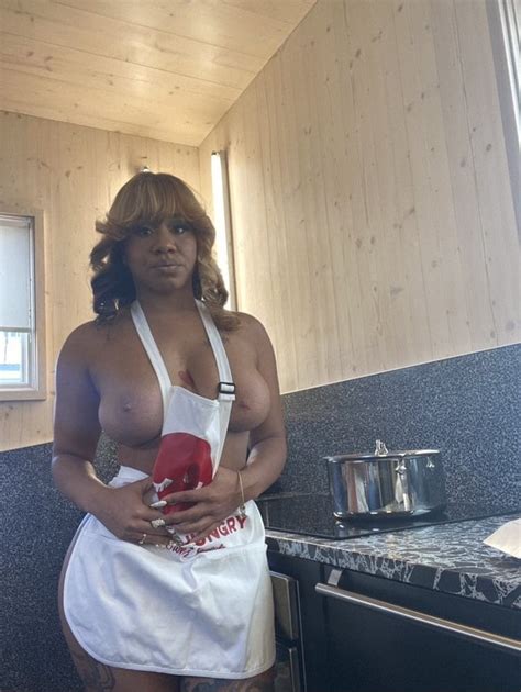 it s hot in the kitchen women or men wearing aprons page 30 xnxx