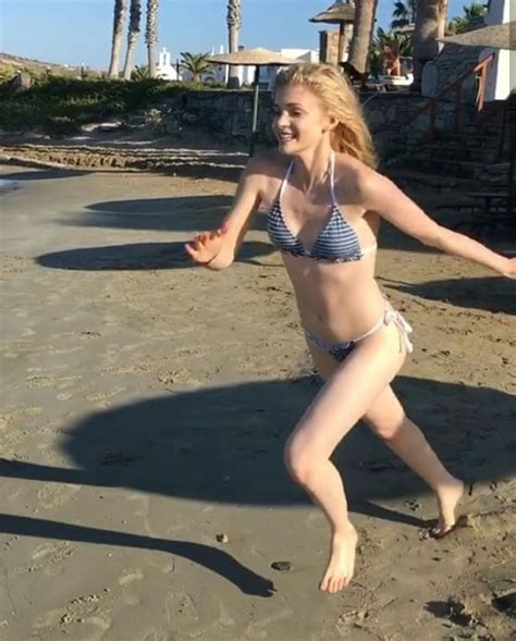 49 Hot Pictures Of Elena Kampouris Are So Damn Sexy That We Don’t