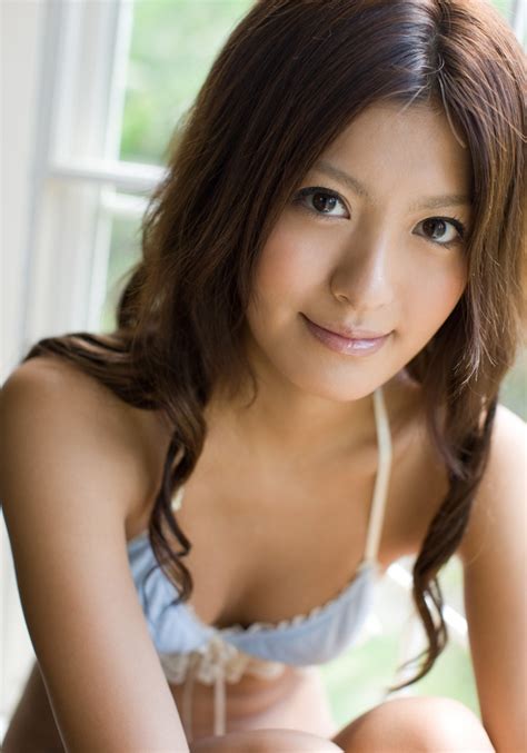 japanese angel yuki asada shows her perfect body