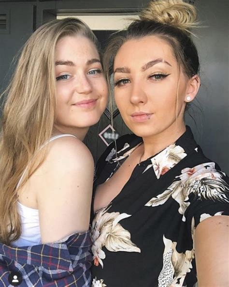 50 lesbian instagram accounts you need to follow in 2020