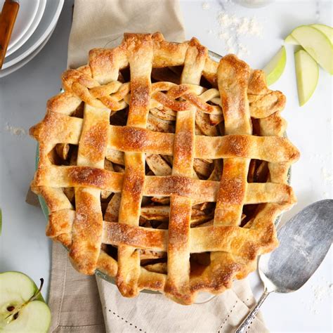 Best Ever Apple Pie Mom Loves Baking