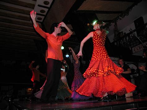 spaanse dans spaanse danseres flamenco show flamingodanseres