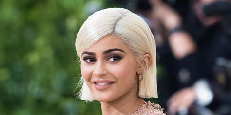 Kylie Jenner Blonde Hair Kylie Jenner Appears To Have