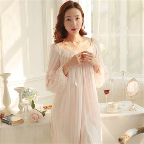 2018 new women white pink home dress sleepshirts female nightdress