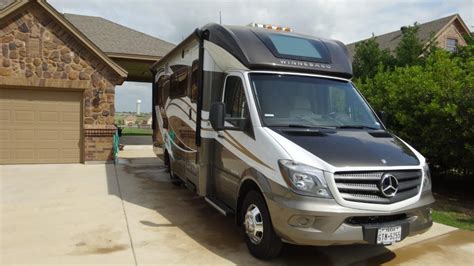 winnebago view  rvs  sale