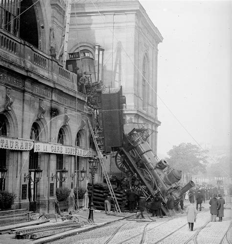 montparnasse train wreck  rare   rare historical
