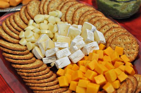 cheese crackers platter   great  parties cheese