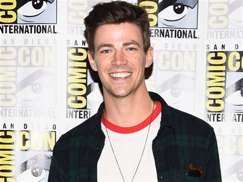 the flash s grant gustin fires back at body shamers after leaked photo