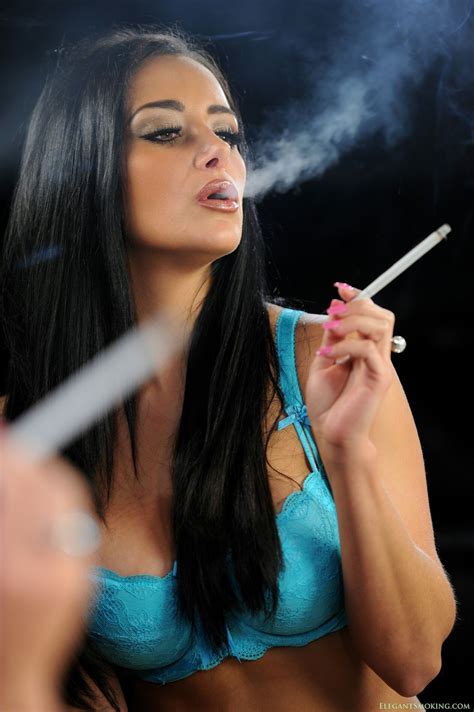sexy girl smoking vaping hot girl hd wallpaper