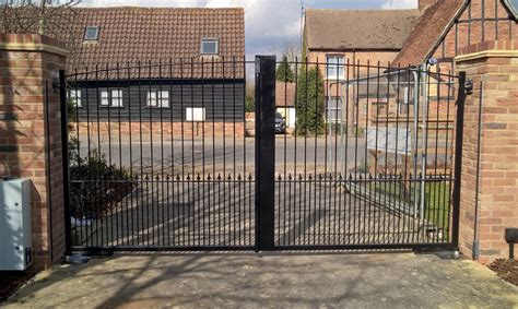 automatic gates  bedford st choice security systems