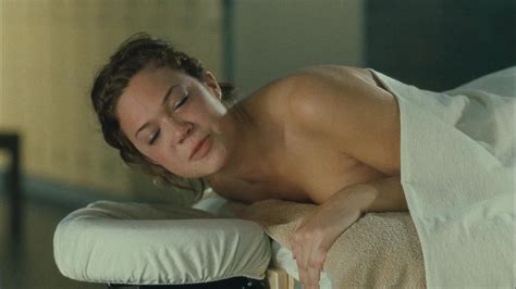 naked mandy moore in because i said so