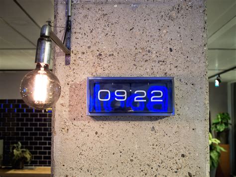 booking  amsterdam flip clock offices booking amsterdam desk  office corporate offices