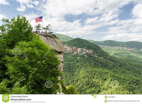 het park van de de bergstaat van de schoorsteenrots redactionele afbeelding image