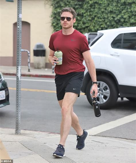 Richard Madden Grabs A Green Smoothie Following Workout