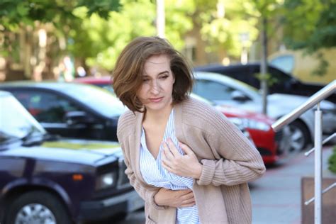 3 Tips For Recognizing Heart Attack Symptoms In Women Center For