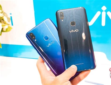 vivo   vi    full view display helio p launched