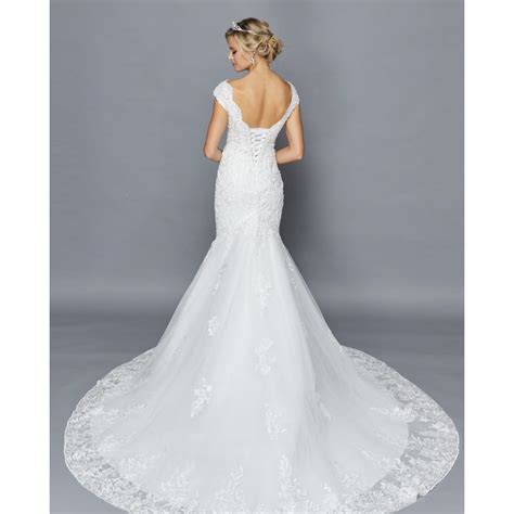 Skylar Dress — A Royal Moment Bridal