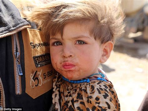 iraq descends into apocalypse as islamic state fanatics seize towns daily mail online