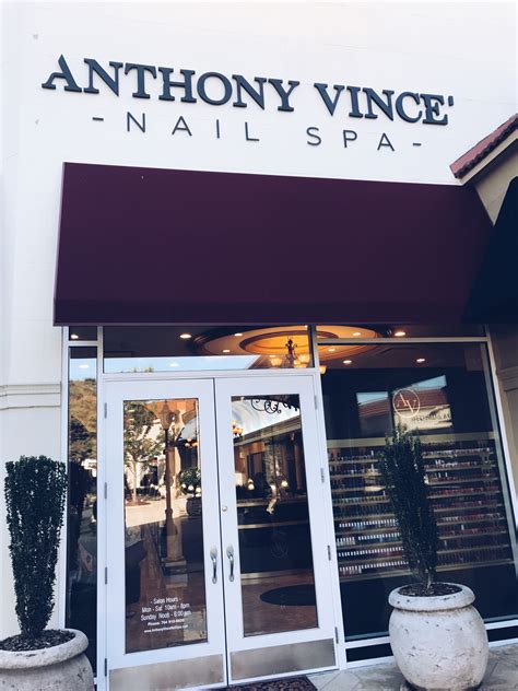 anthony vince nail spa experience review bess harrington carter
