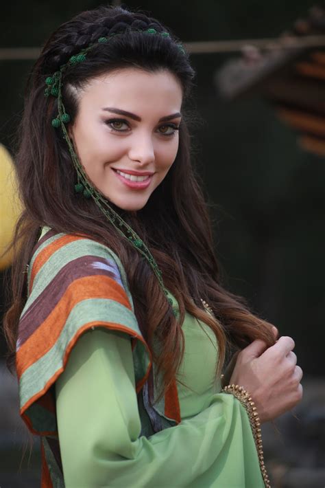 hot and sexy turkish actress tuvana türkay hd photos and wallpapers webenty