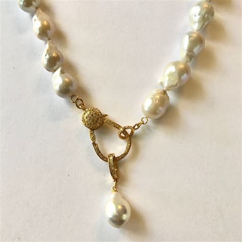 baroque pearl pendant necklace  mm   mm freshwater baroque large