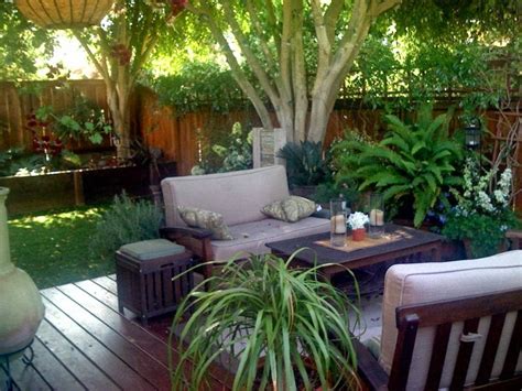 patio designs  small backyards ayanahouse