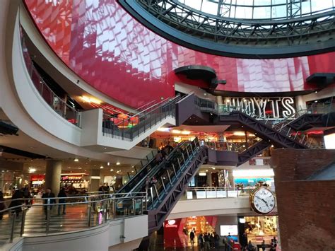 melbourne central shopping centre stores opening hours