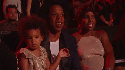 Blue Ivy Dancing Beyonce Vma Performance