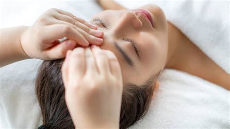 seattle spa massage facials and hair salon four seasons hotel spa