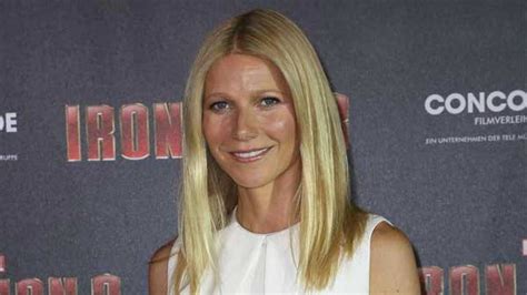 Gwyneth Paltrow Advised Pal To Give Oral Sex To Hubby