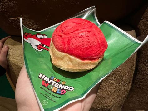 Review New Holiday Red Shell Calzone And Yoshis Holiday Hot Apple Tea