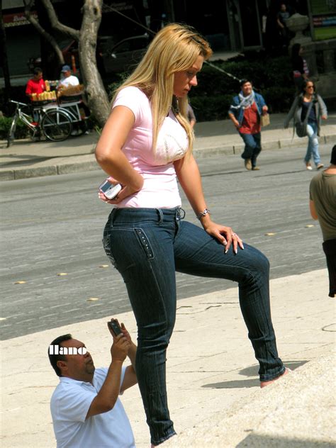 perfect bubble butts candid jeans divine butts milf