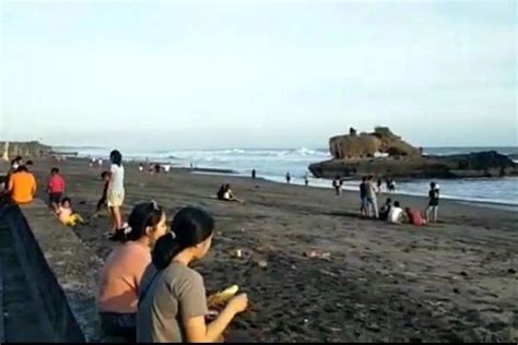 Pantai Yeh Gangga Mulai Ramai Pengunjung Aturan Prokes Diperketat