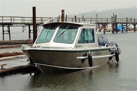 gambier aluminum cabin boat  silver streak boats