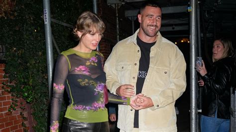 Travis Kelce Raves About Taylor Swift Fucking Stunning 24 Hours World