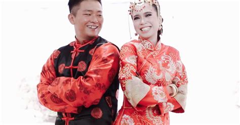 video of malay bride and chinese groom wedding in s pore will warm the