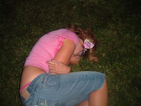 passed out girls 153 pics