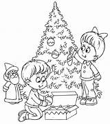 Craciun Colorat Planse Mos Bradul Fericiti Copii Copiii Sfatulparintilor Decembrie Parintilor Sfatul Vizualizări sketch template