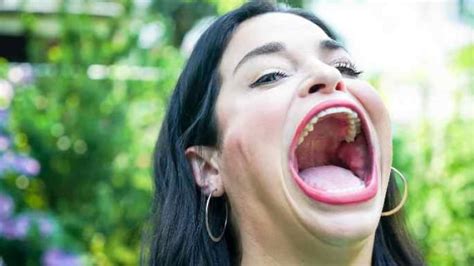She Has The Biggest Mouth Of Any Woman In The World — And She S Proud