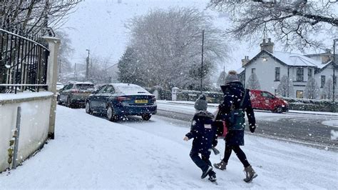 uk weather snow and ice causes travel chaos and shuts schools bbc news