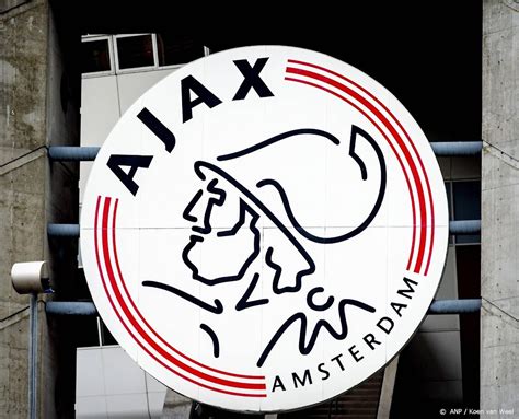 ajax blokkeert ruim honderd kaarten voor thuisduel met feyenoord