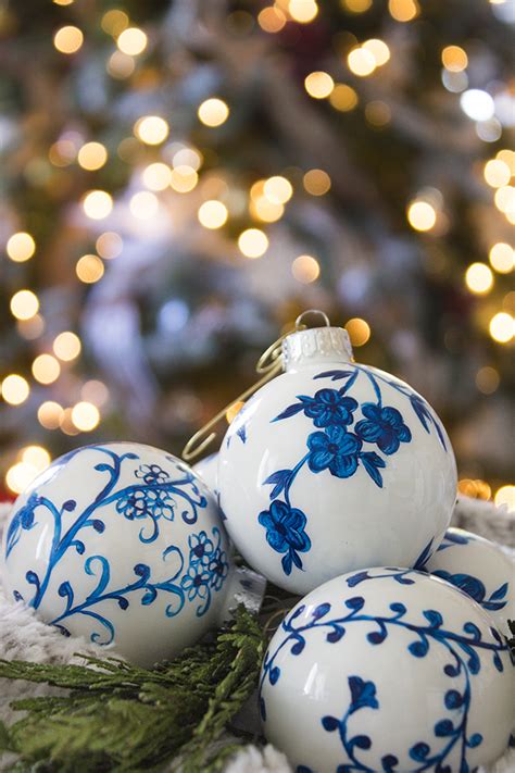 diy chinoiserie ornaments shades  blue interiors