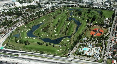 international links melreese country club golf  aerial photograph